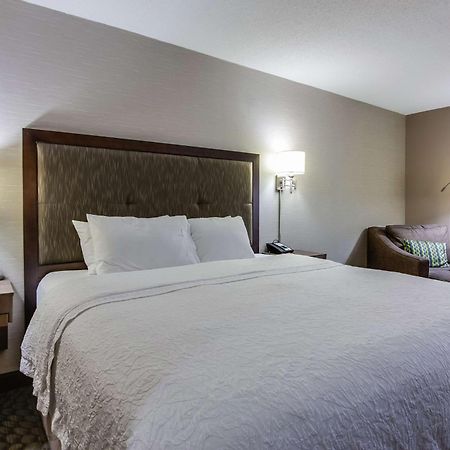 Hampton Inn Dickson Esterno foto
