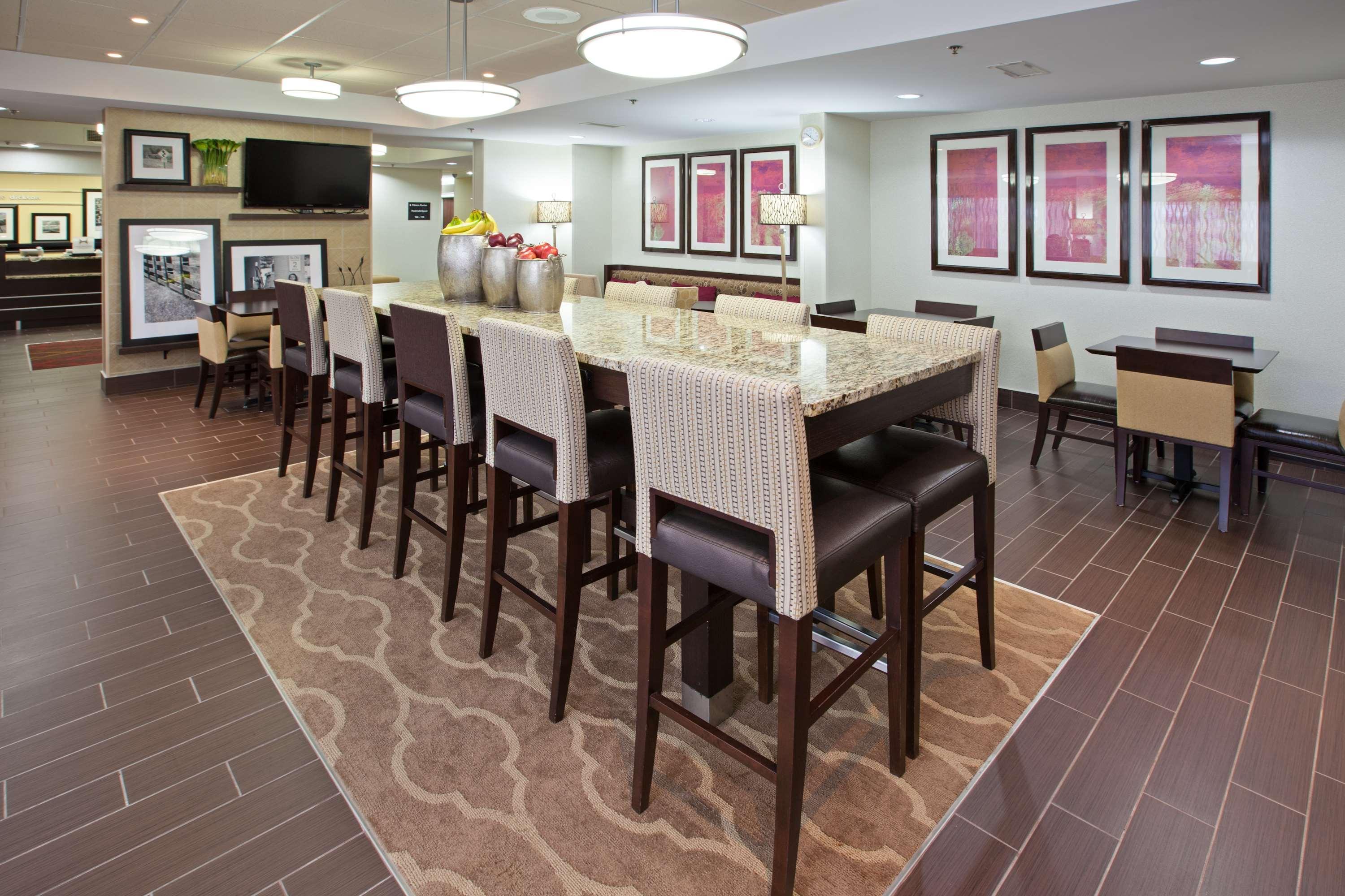 Hampton Inn Dickson Esterno foto