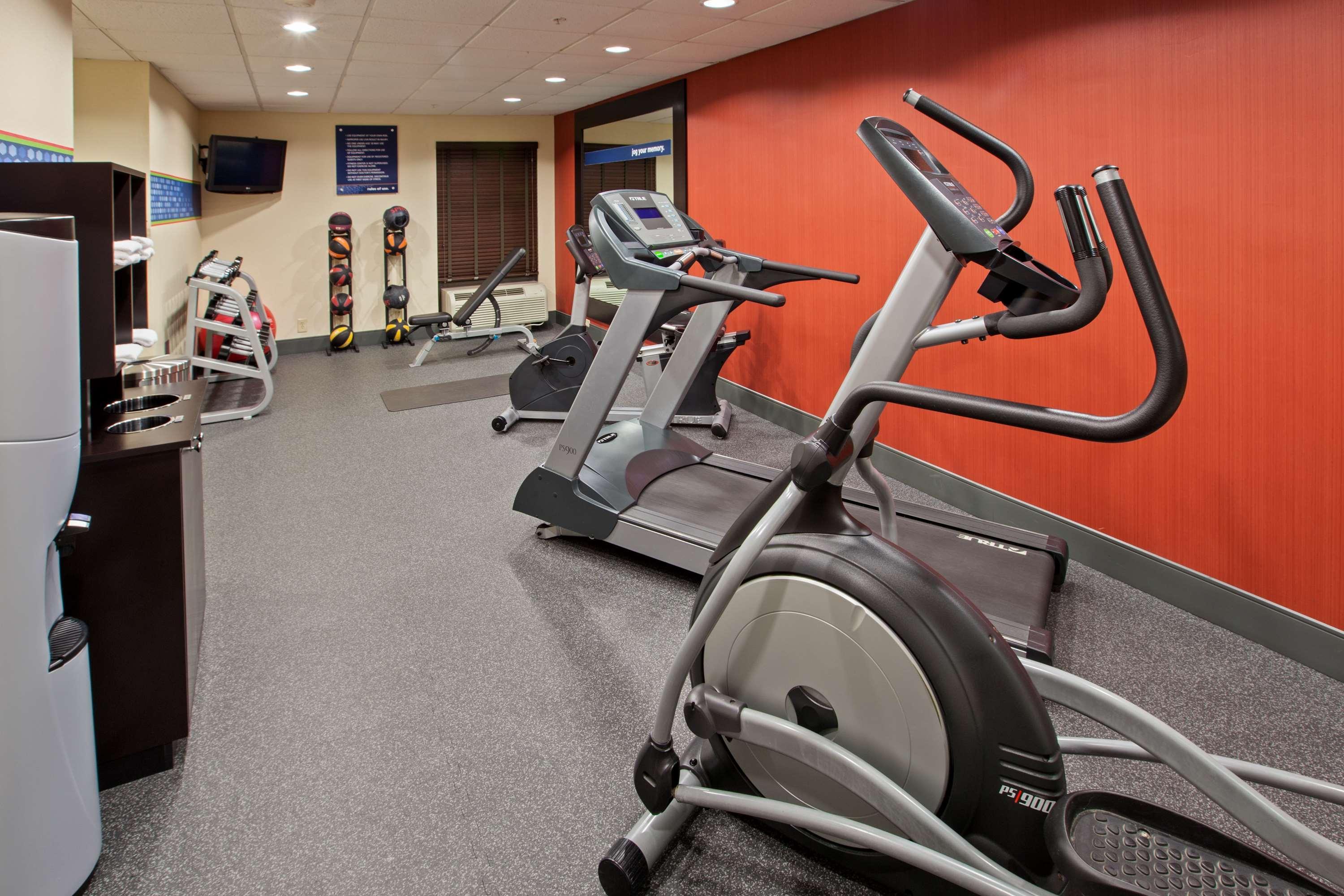 Hampton Inn Dickson Esterno foto