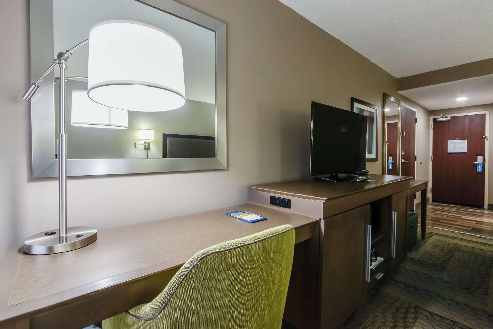 Hampton Inn Dickson Esterno foto