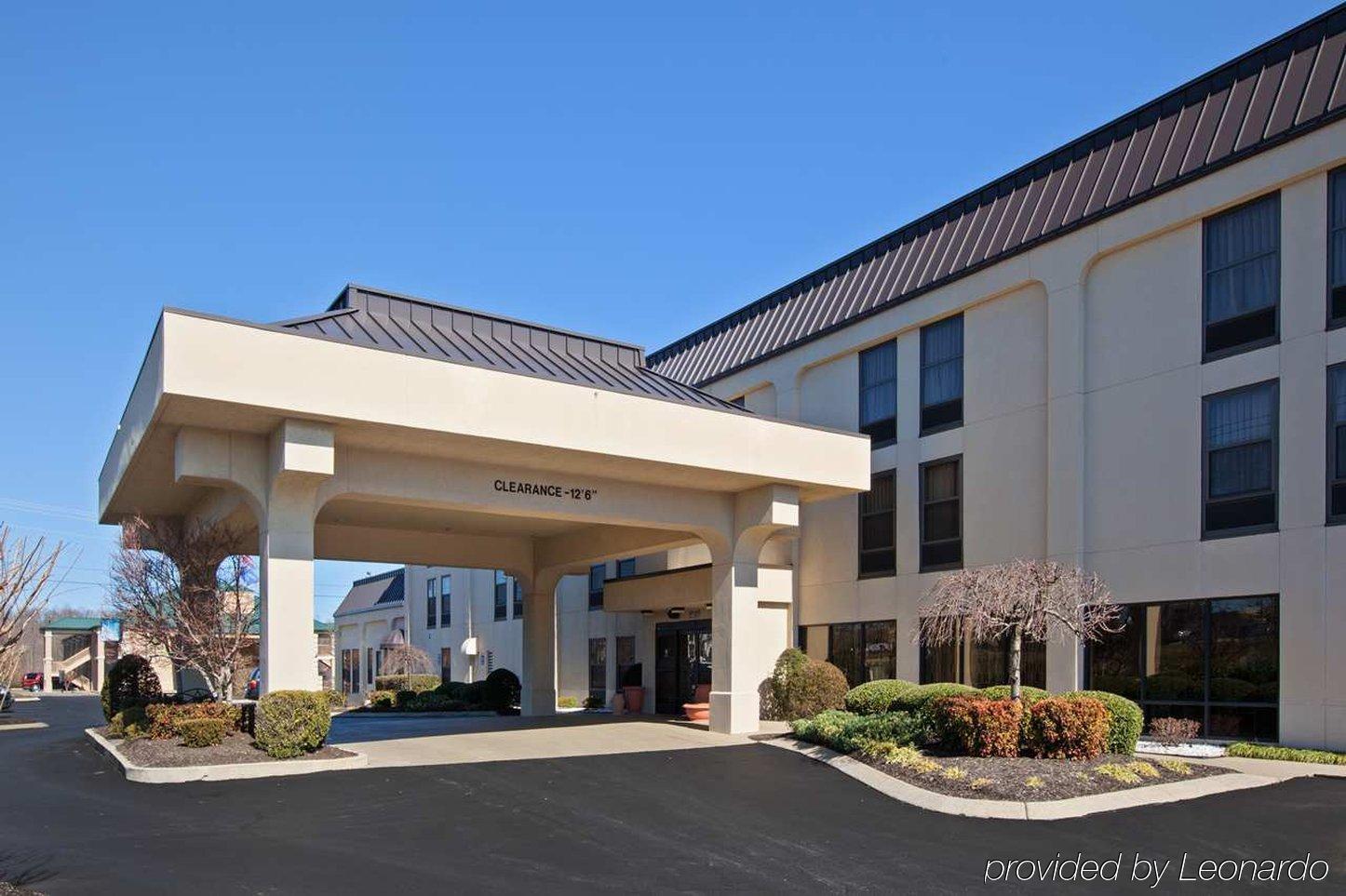Hampton Inn Dickson Esterno foto