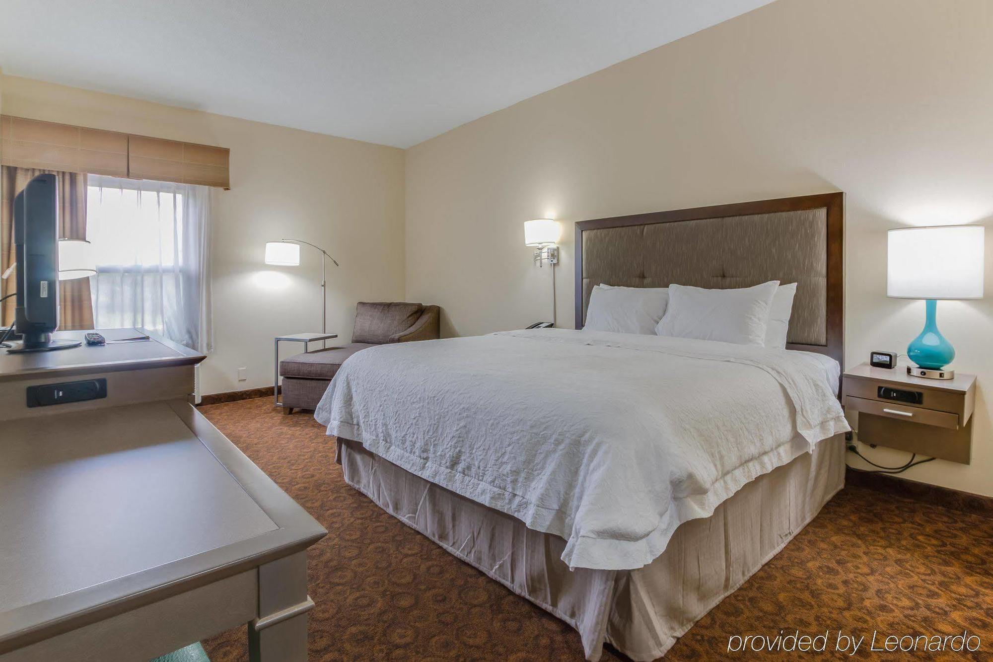 Hampton Inn Dickson Esterno foto