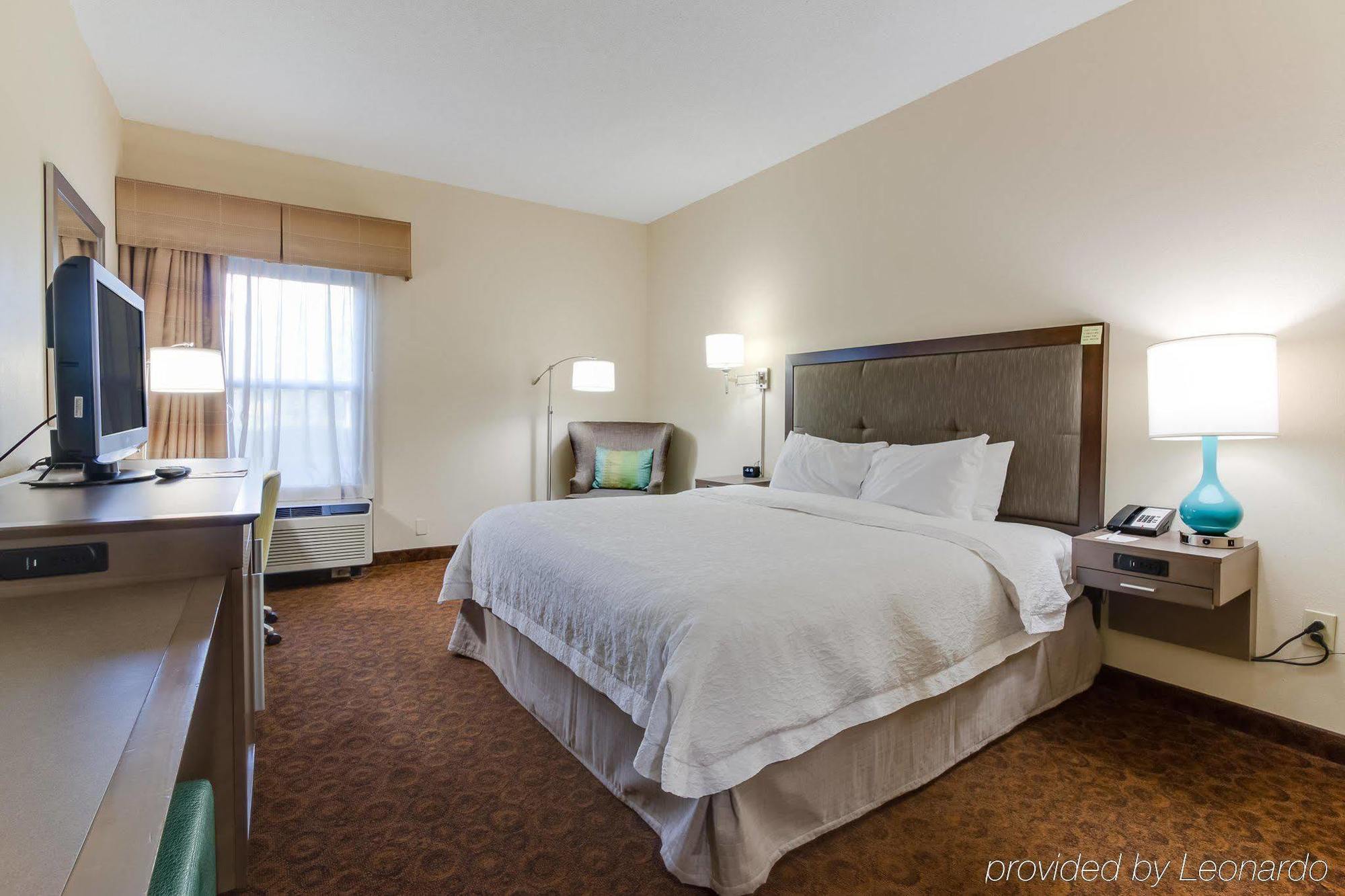 Hampton Inn Dickson Esterno foto