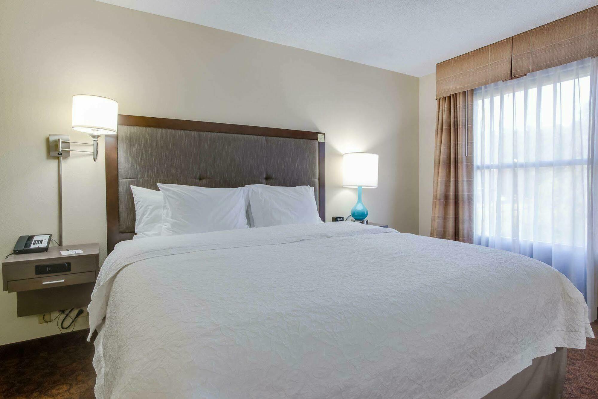 Hampton Inn Dickson Esterno foto